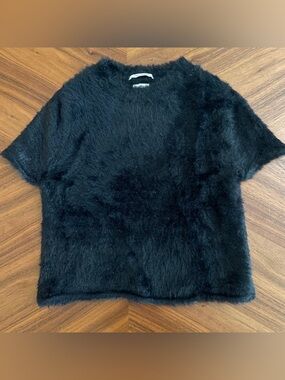 Zara Black Fuzzy Short Sleeve Crewneck Sweater